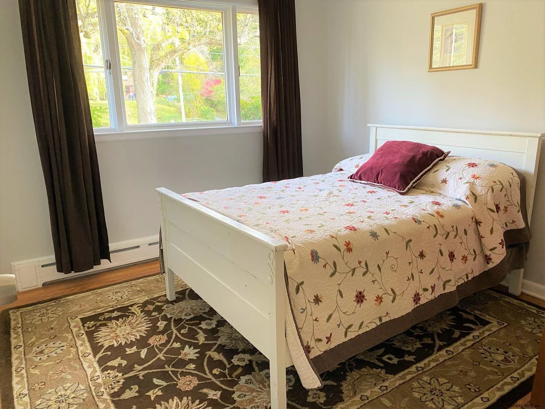 Photo of 120 SHAKER Road