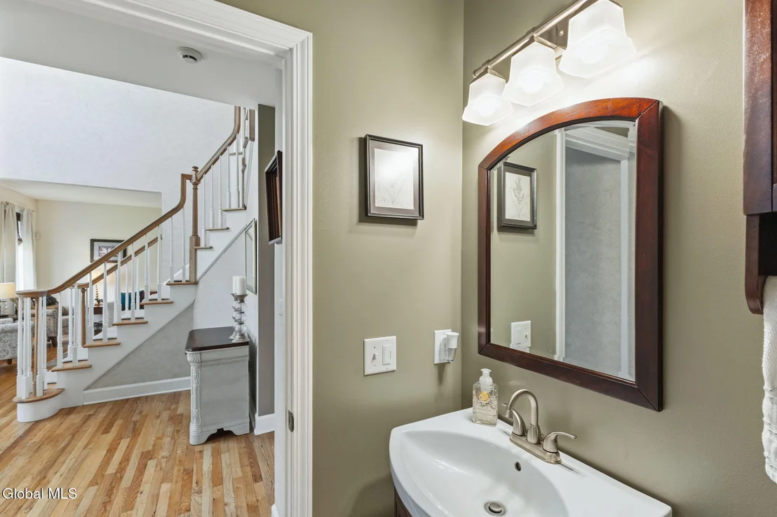 Photo of 46 Mann Boulevard