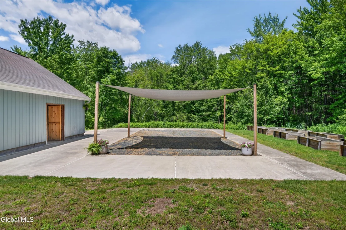 Photo of 162 Clamsteam Road