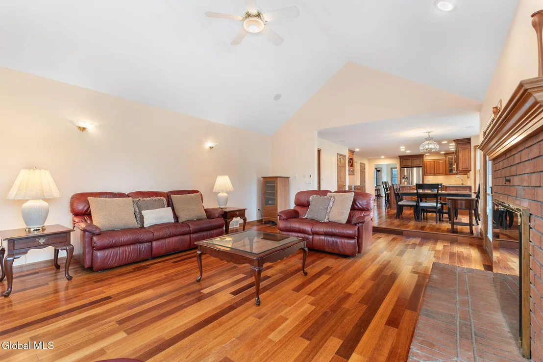 Photo of 3079 New Williamsburg Drive