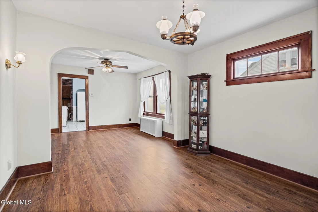 Photo of 1229 Paul Avenue