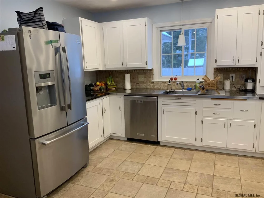 Photo of 6 CLARKSON Road