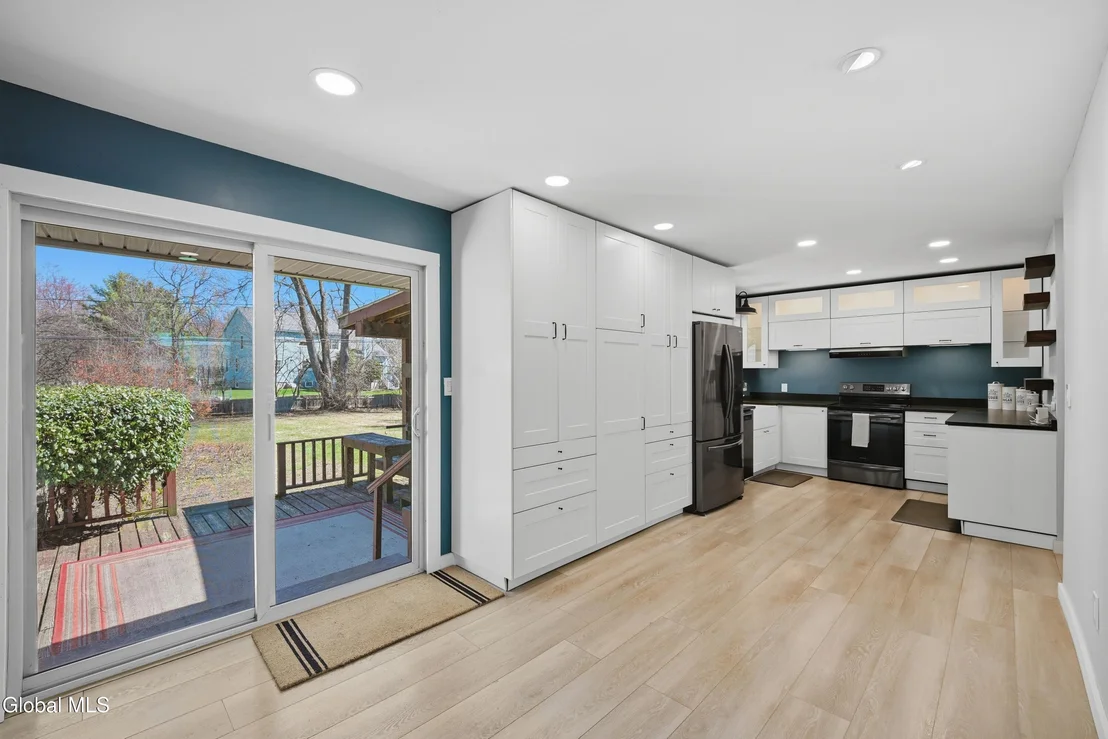 Photo of 138 Birchwood Drive