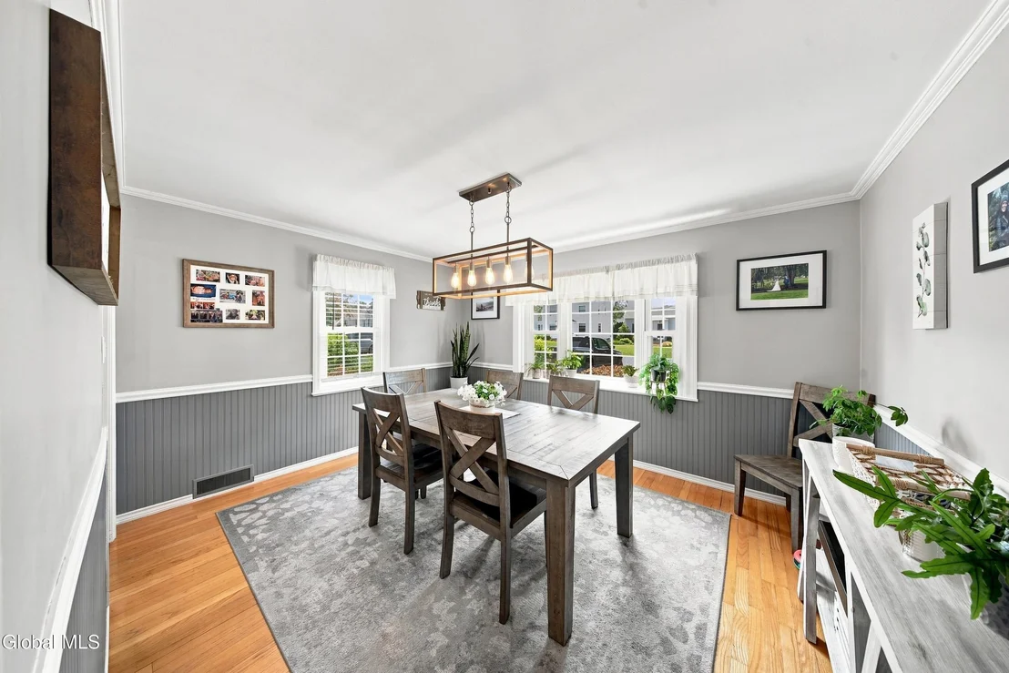 Photo of 2313 Barcelona Road
