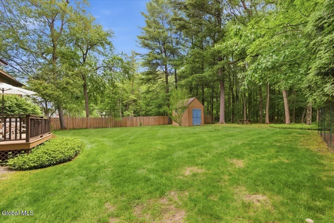 Photo of 908 Mohegan Road