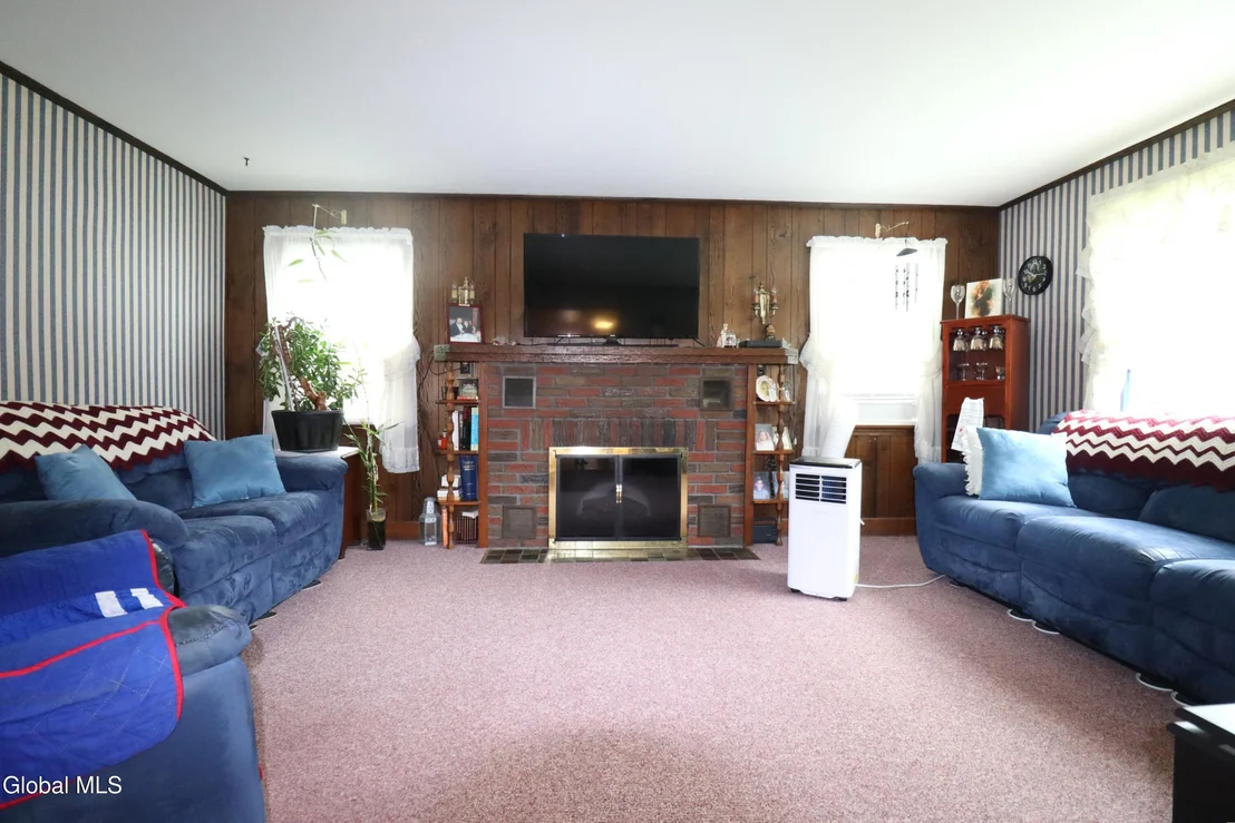 Photo of 2896 W Lydius Street