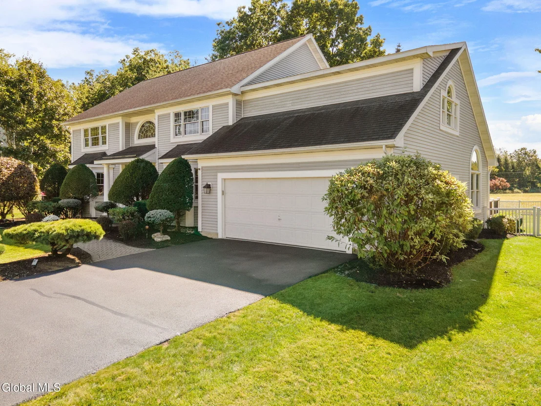 Photo of 3079 New Williamsburg Drive