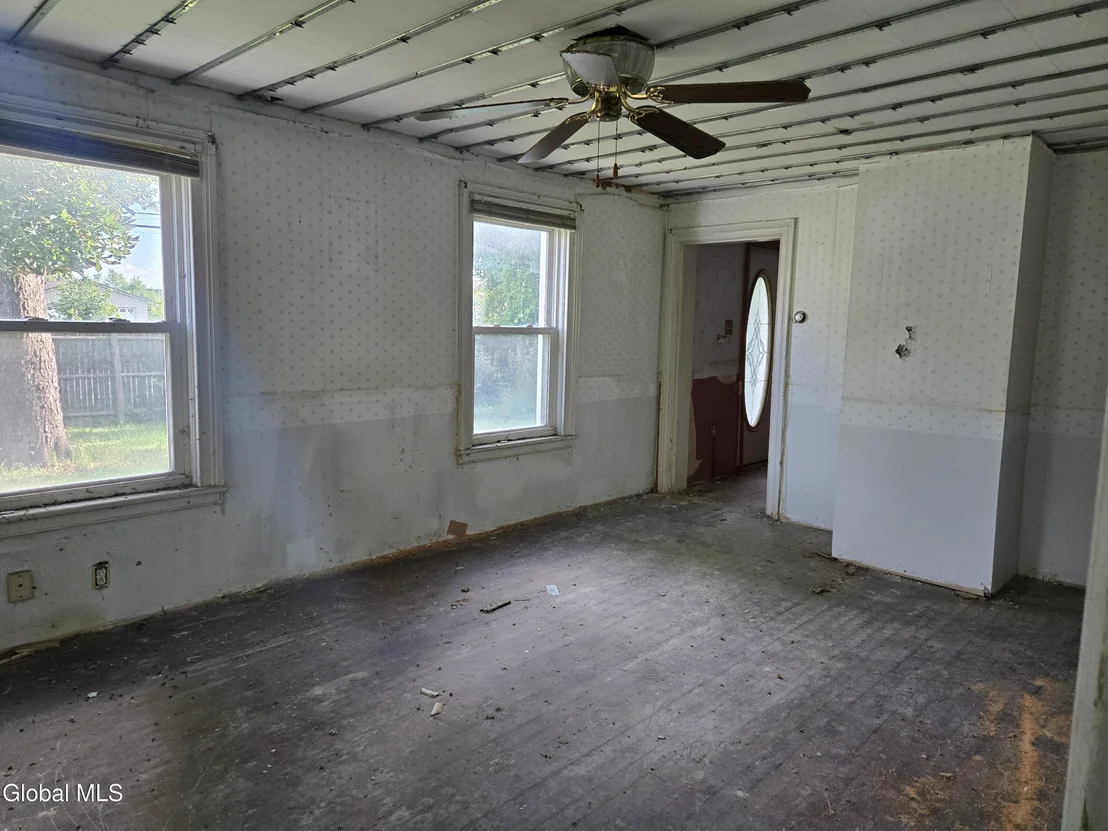 Photo of 237 Bridge Street