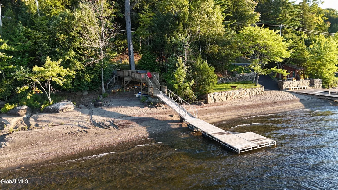 Photo of 55 Lakeview Drive