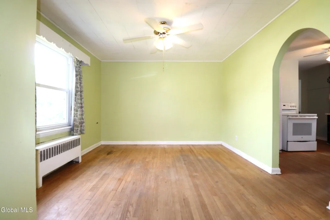 Photo of 2116 Neil Street