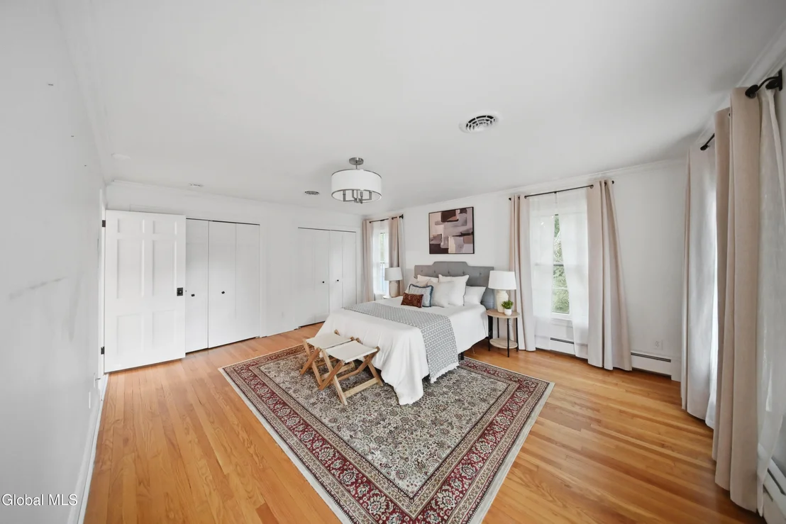Photo of 5 Beaver Pond Road