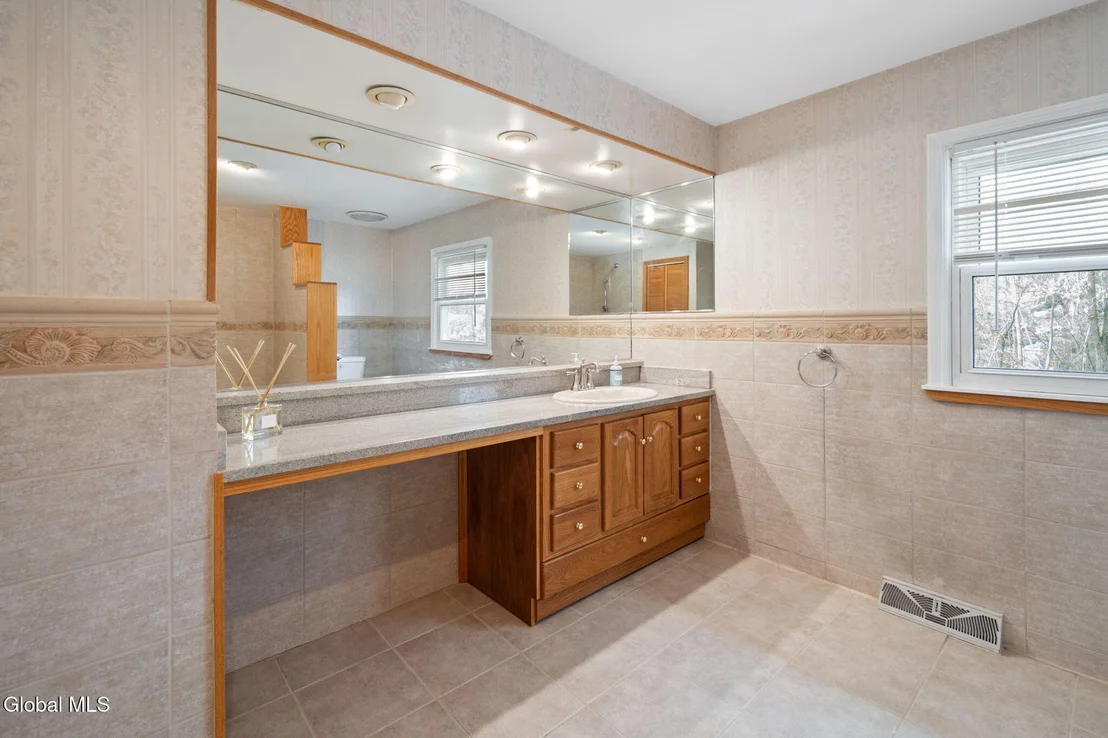 Photo of 5113 Foxwood Drive