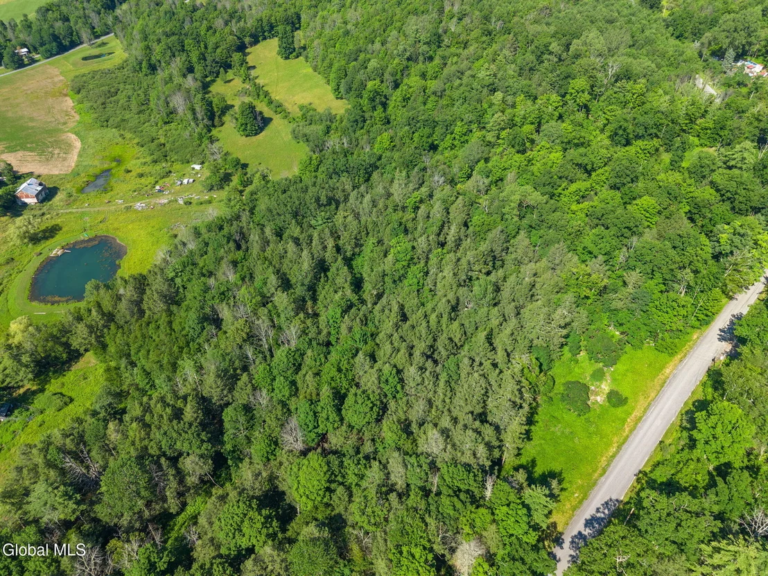 Photo of 253 Armlin Hill Road