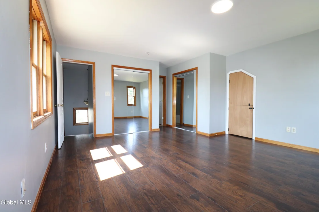 Photo of 319 Melrose Street