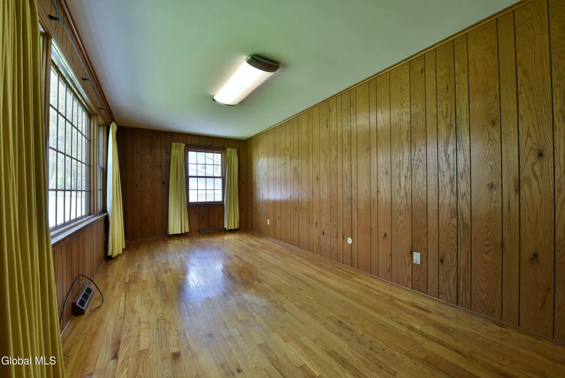 Photo of 1205 Viewmont Drive