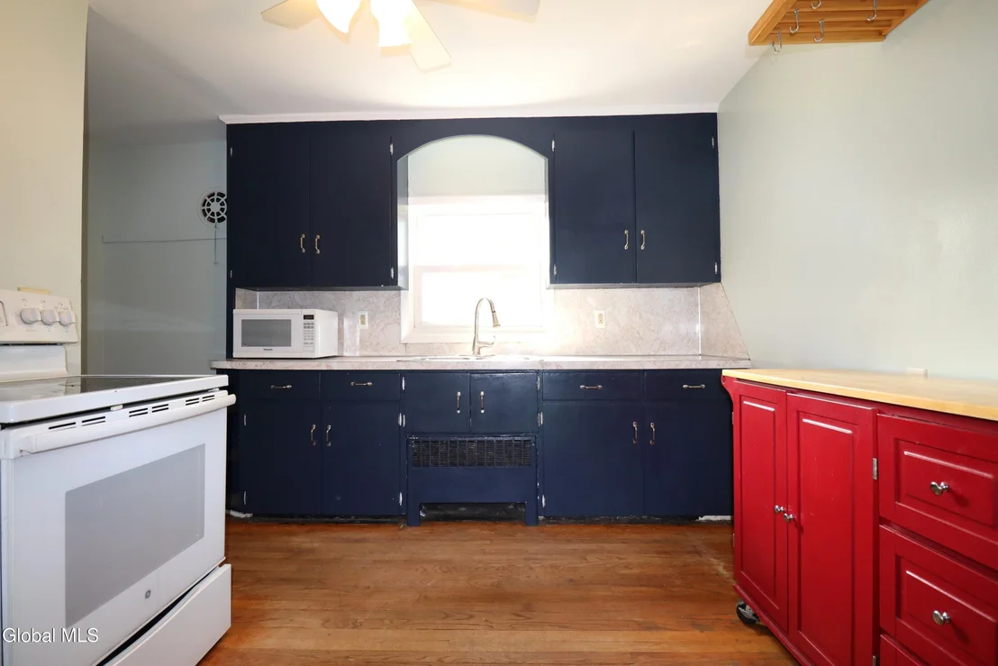 Photo of 2116 Neil Street