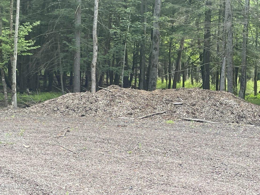 Photo of Unit LOT8 at 8 Boulder Brook Road