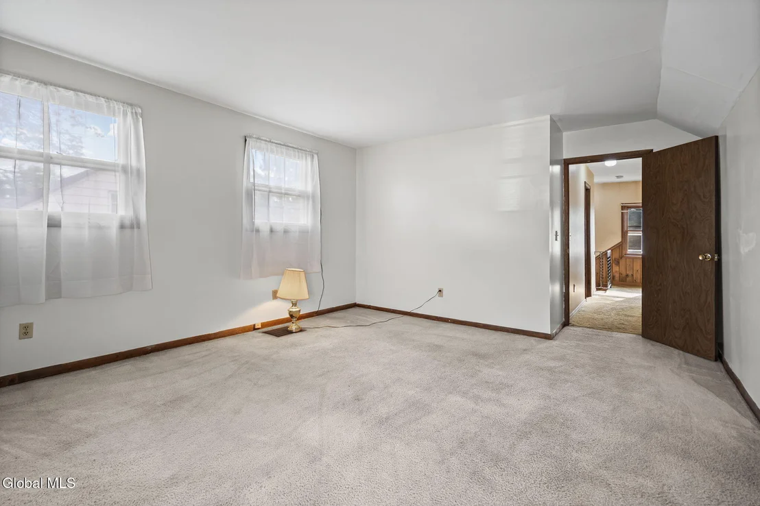 Photo of 1229 Paul Avenue