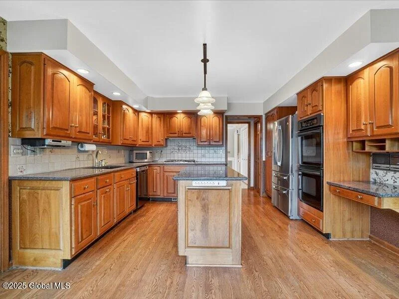 Photo of 3077 New Williamsburg Drive