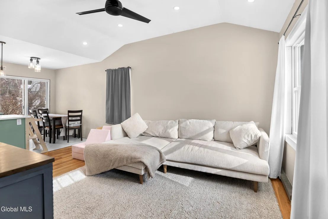 Photo of 9 Nelson Avenue