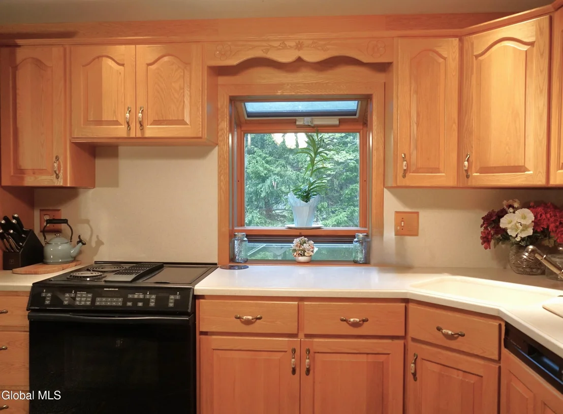 Photo of 184 Cloos Road