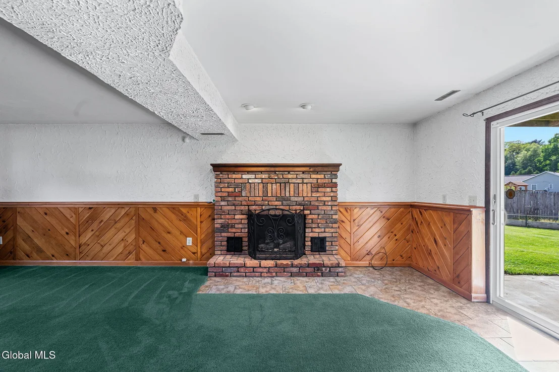 Photo of 19 Midway Drive