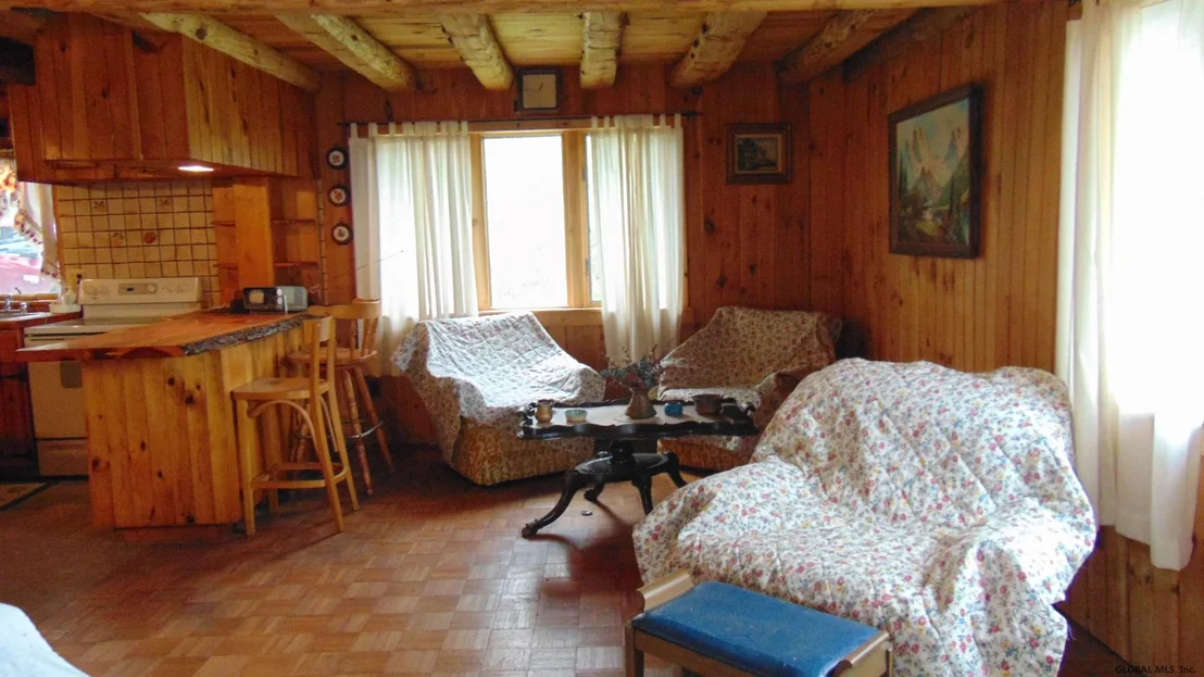Photo of 889 KEYSERKILL Road