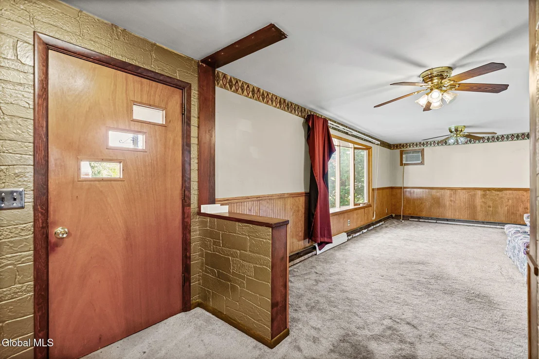 Photo of 1039 Bill Road