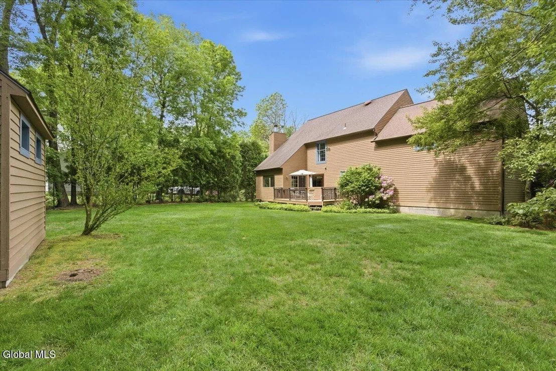 Photo of 908 Mohegan Road