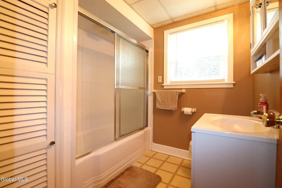 Photo of 2896 W Lydius Street