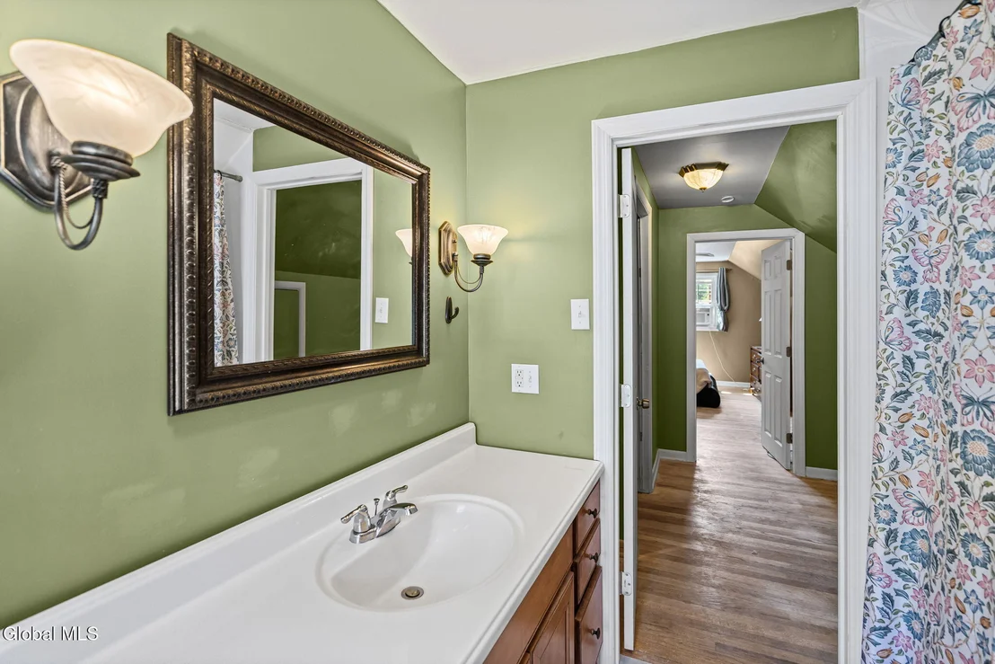 Photo of 1309 Sumner Avenue
