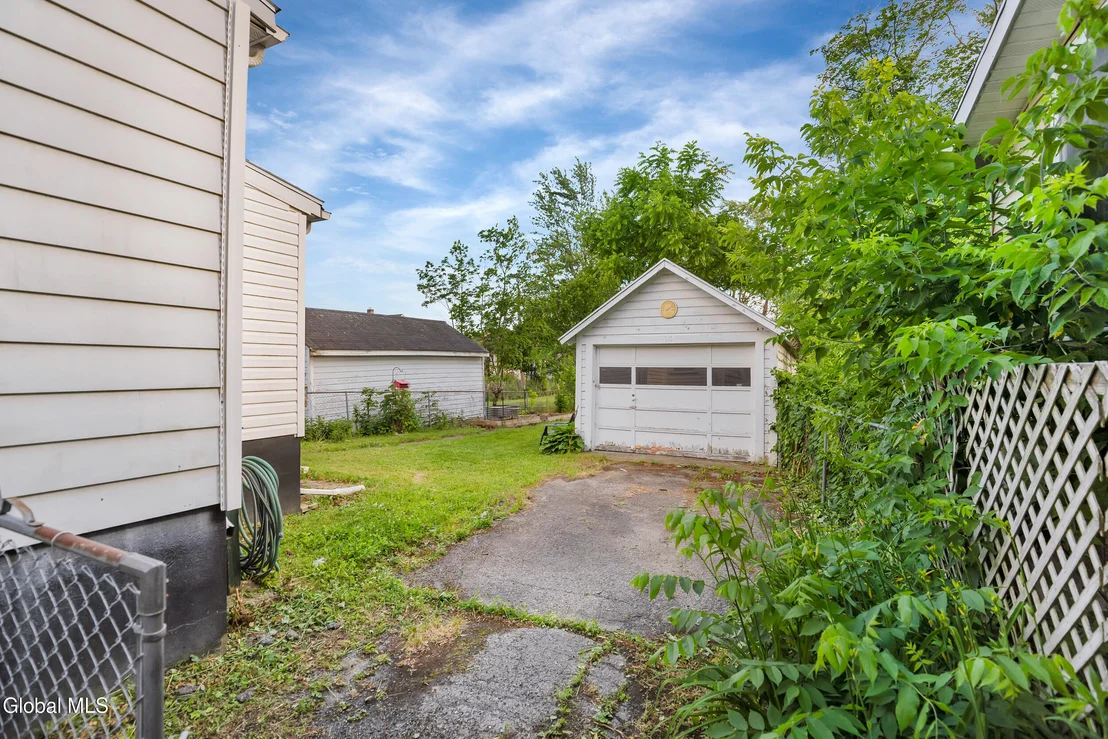 Photo of 1322 Alden Place