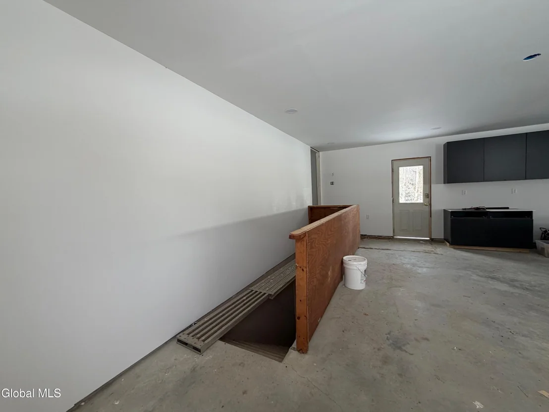 Photo of 404 Black Point Road
