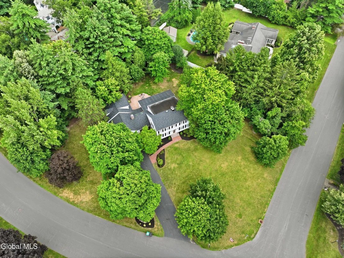 Photo of 5 Beaver Pond Road
