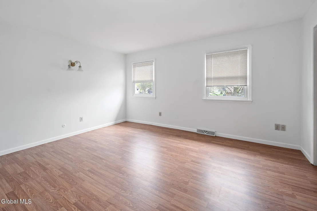 Photo of 5113 Foxwood Drive