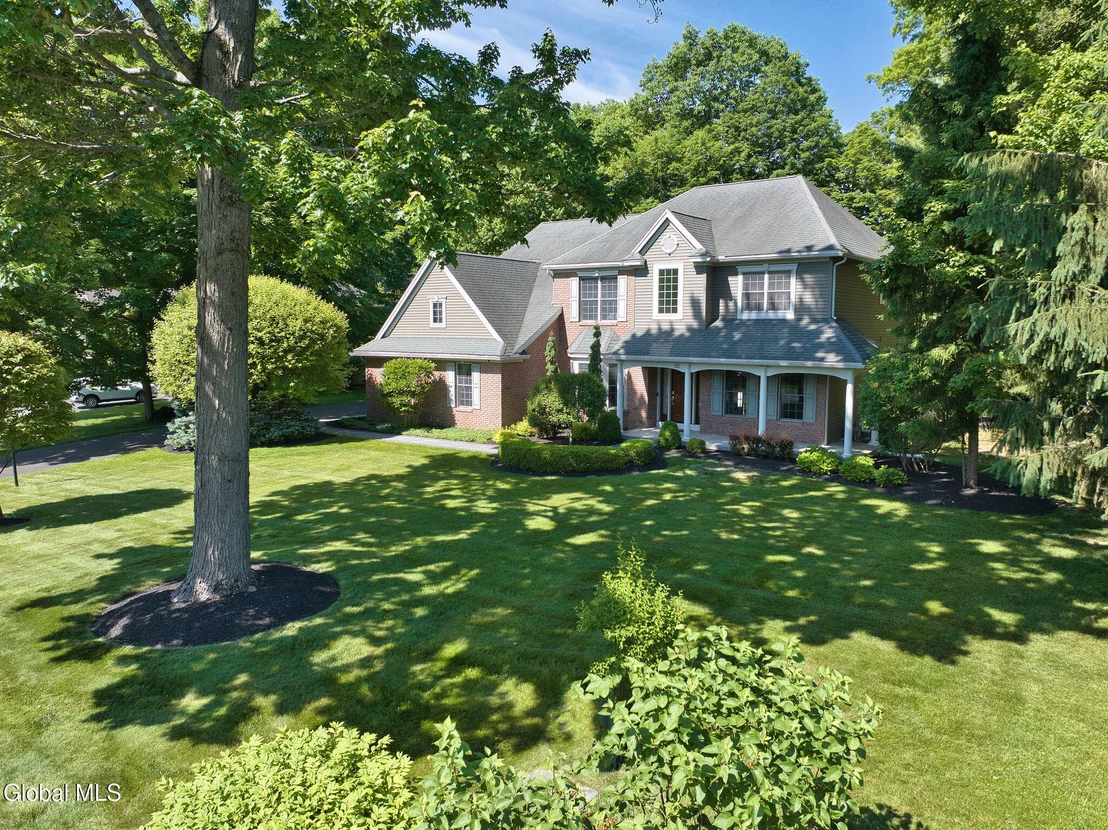 Photo of 10 Whitestone Way