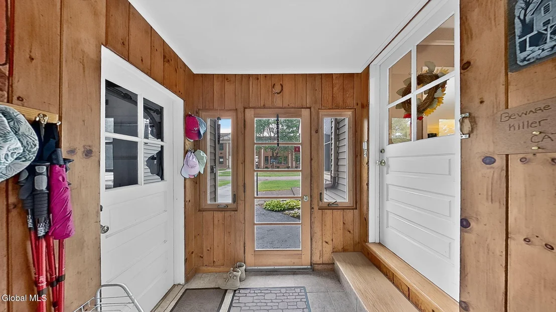 Photo of 303 Wren Street