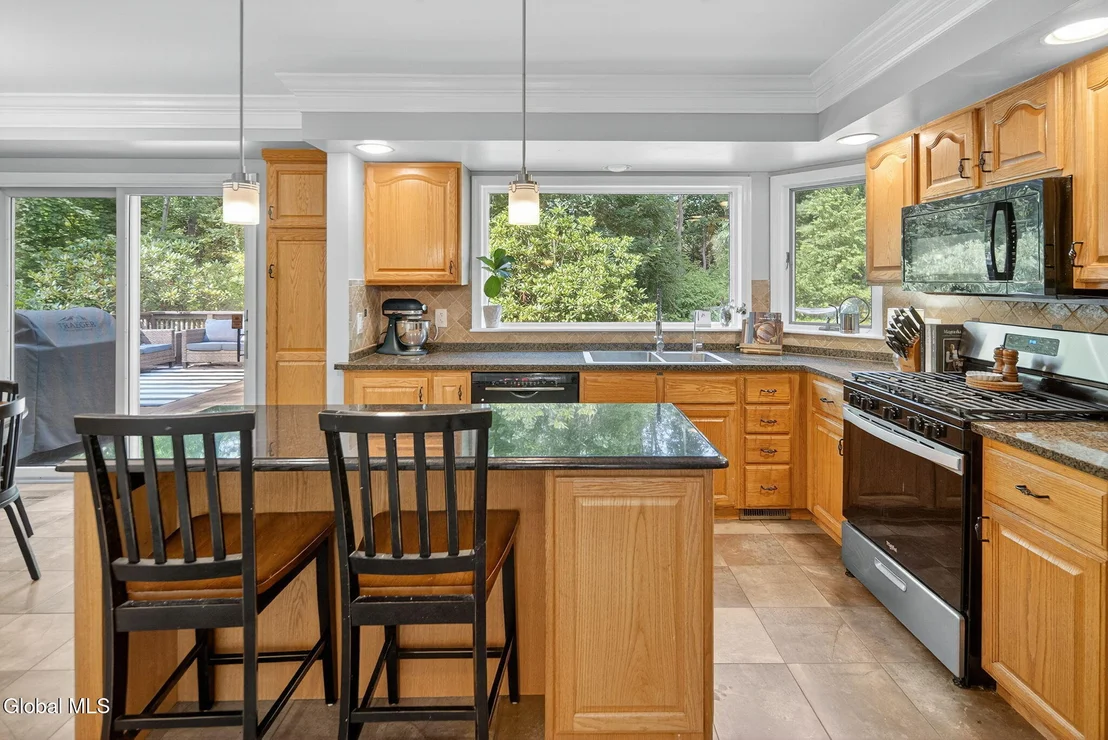 Photo of 72 Maple Road