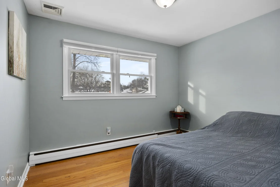 Photo of 27 Davis Avenue