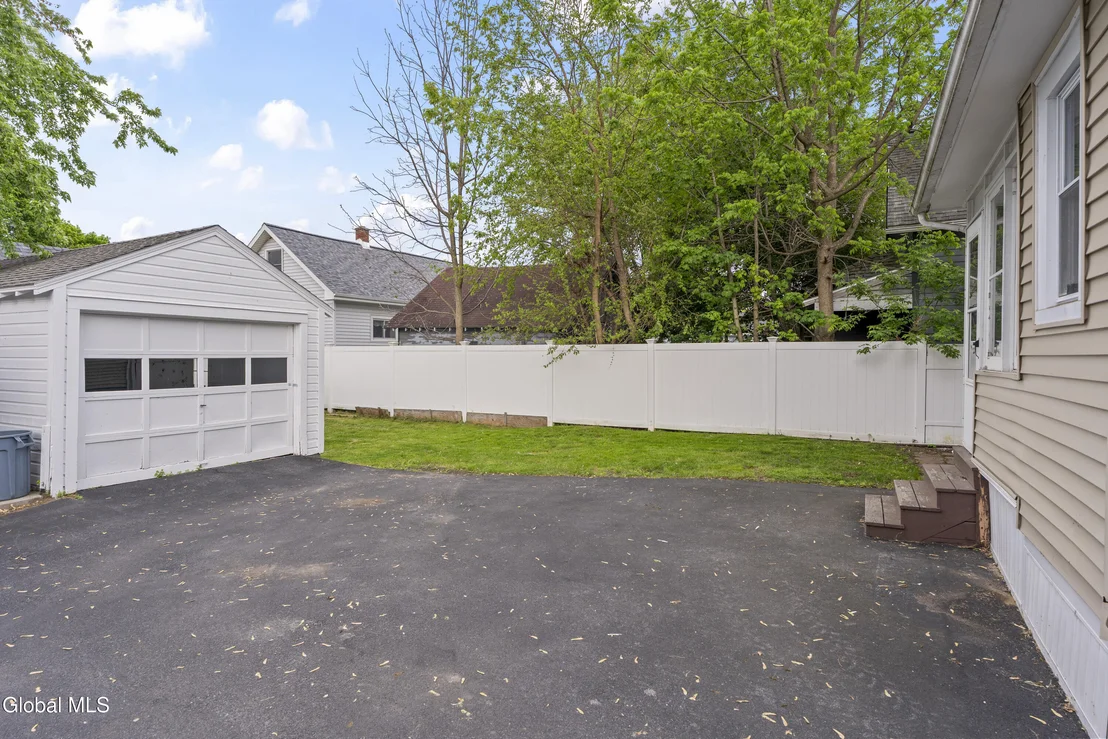 Photo of 106 Lark Street