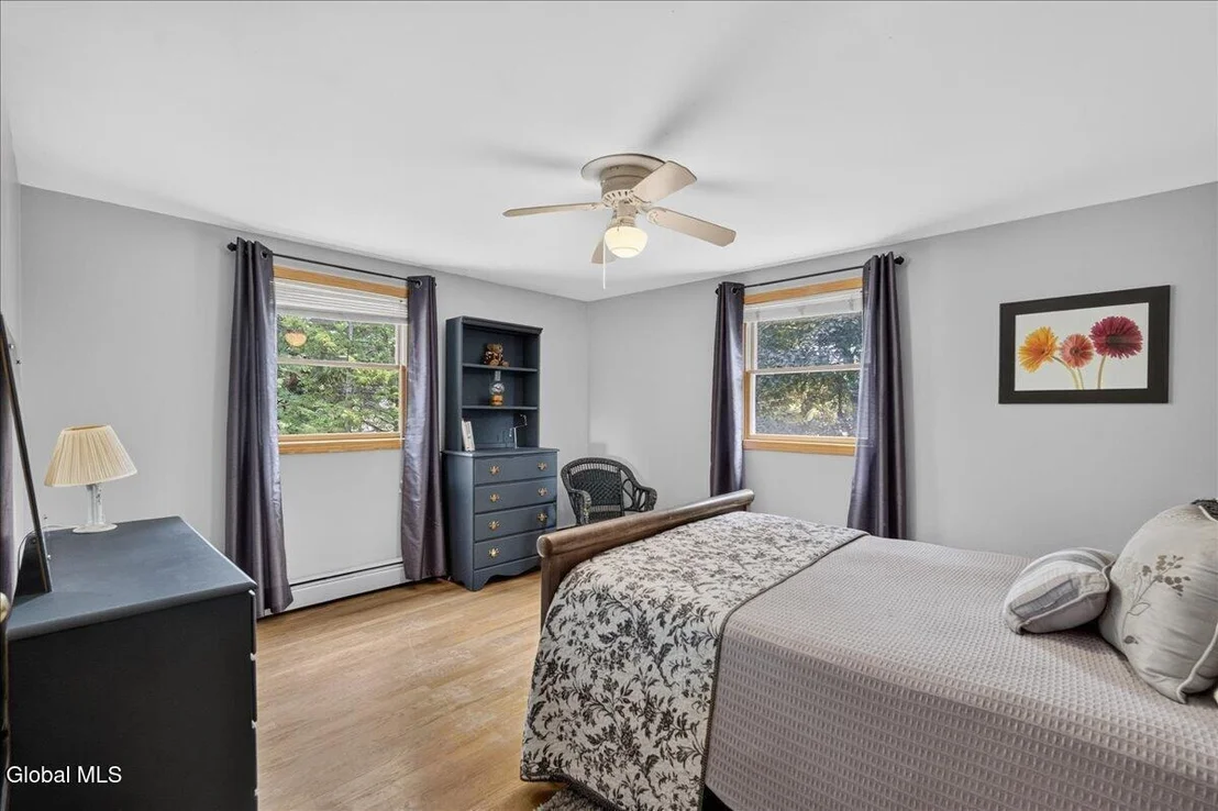 Photo of 5 Thunderbird Drive
