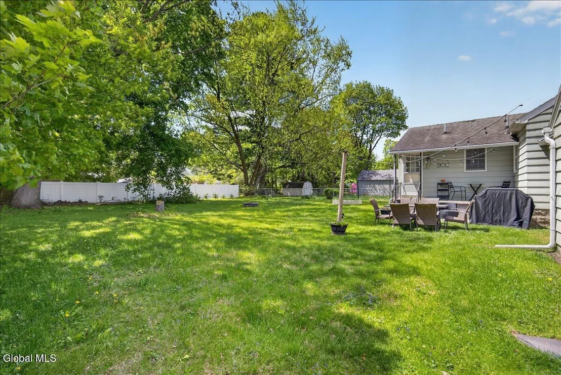 Photo of 519 Elliott Street