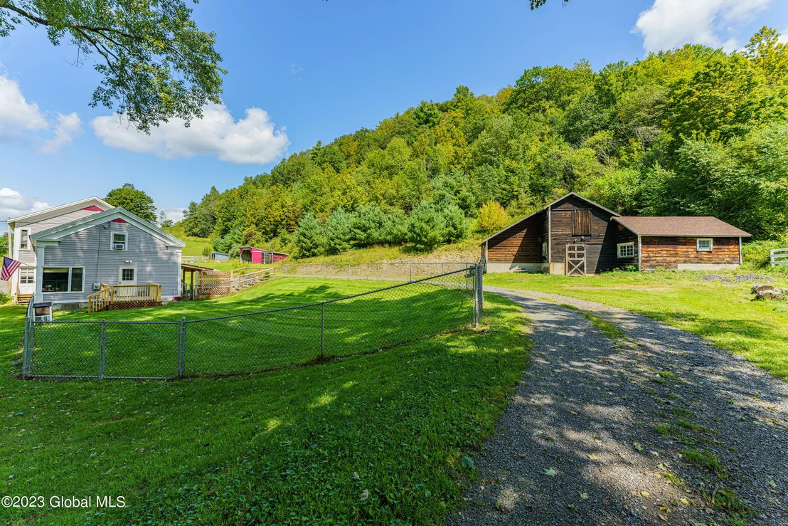 Photo of 1084 County Route 30