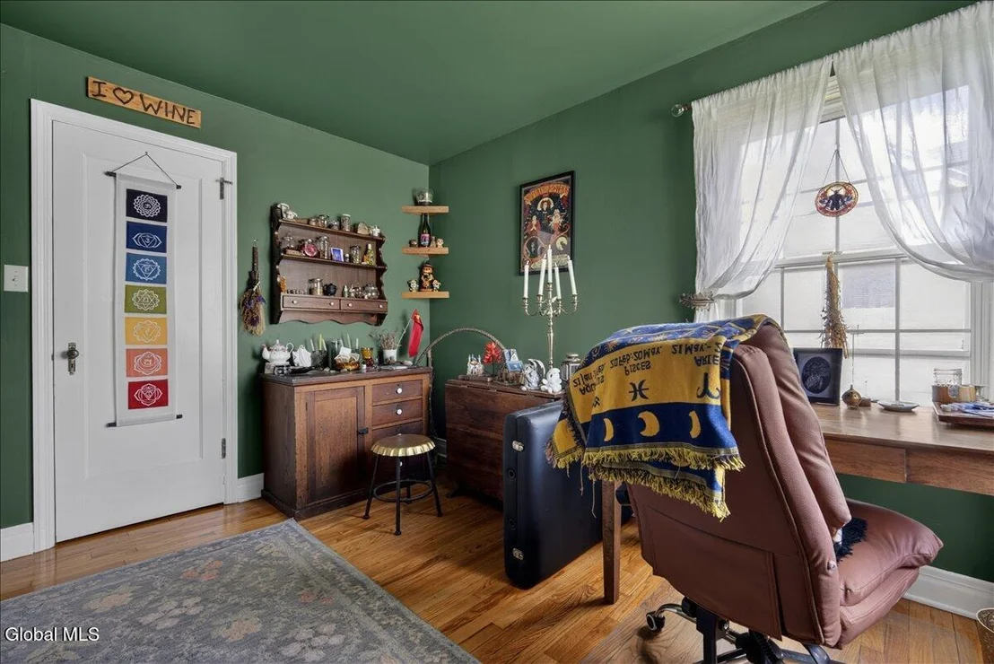 Photo of 519 Elliott Street