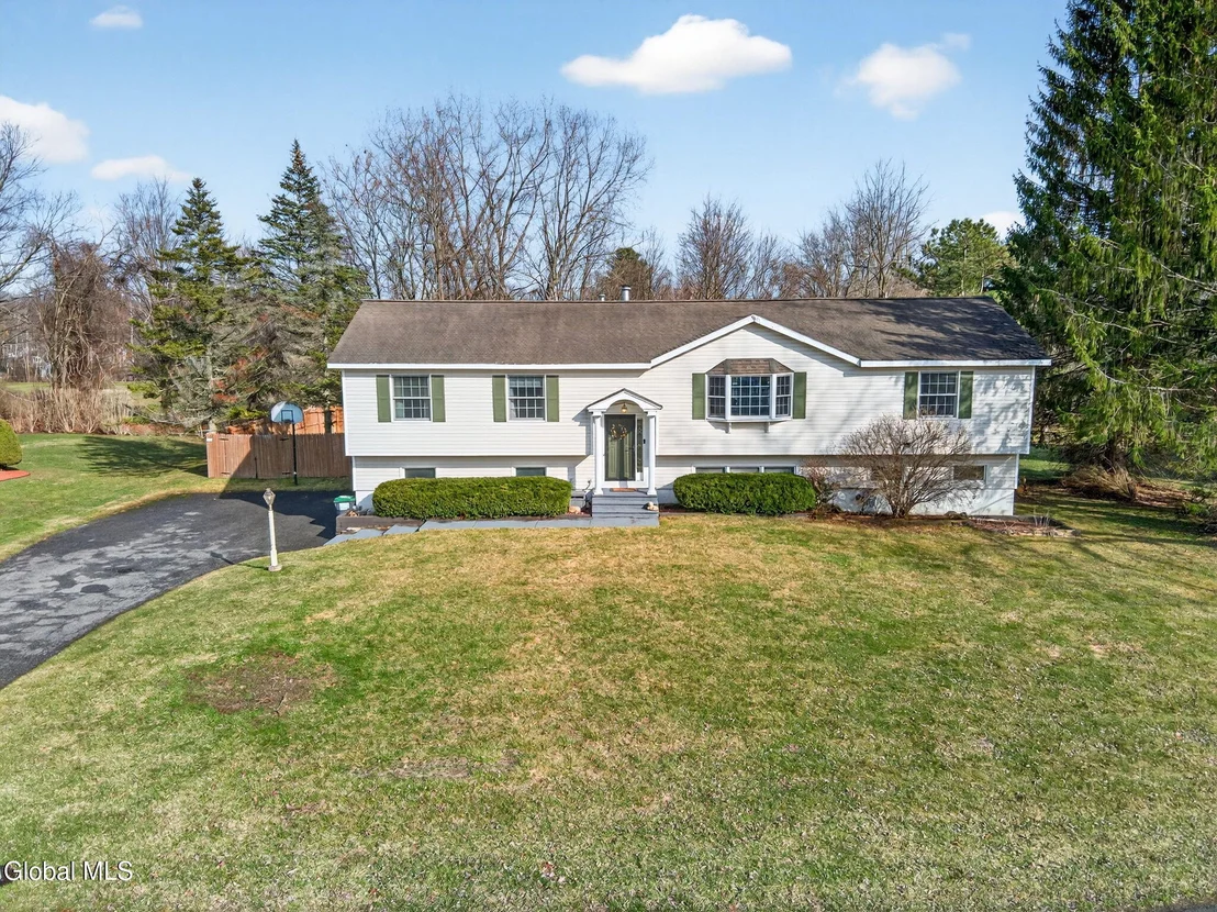 Photo of 766 Westmoreland Drive