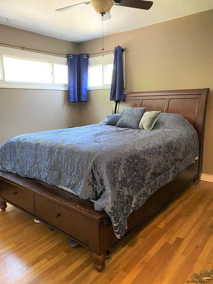 Photo of 4 JEAN Place