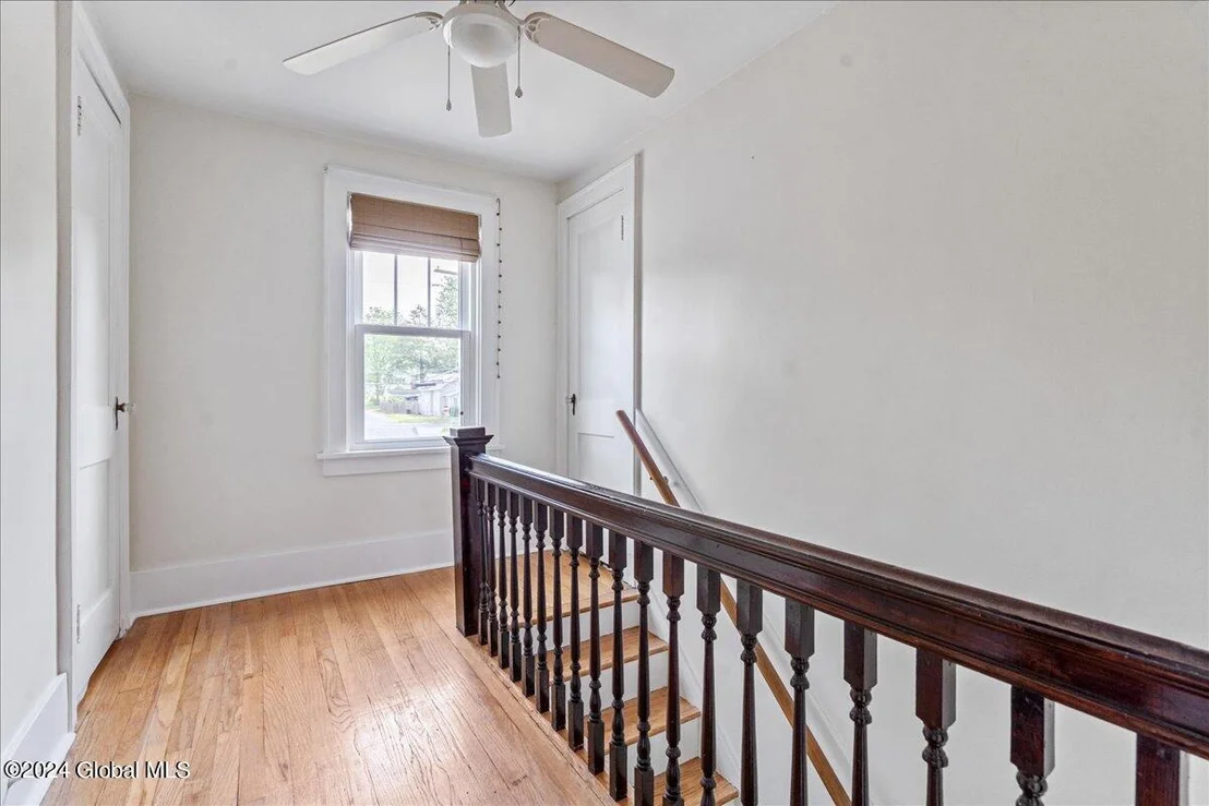 Photo of 1102 Baker Avenue