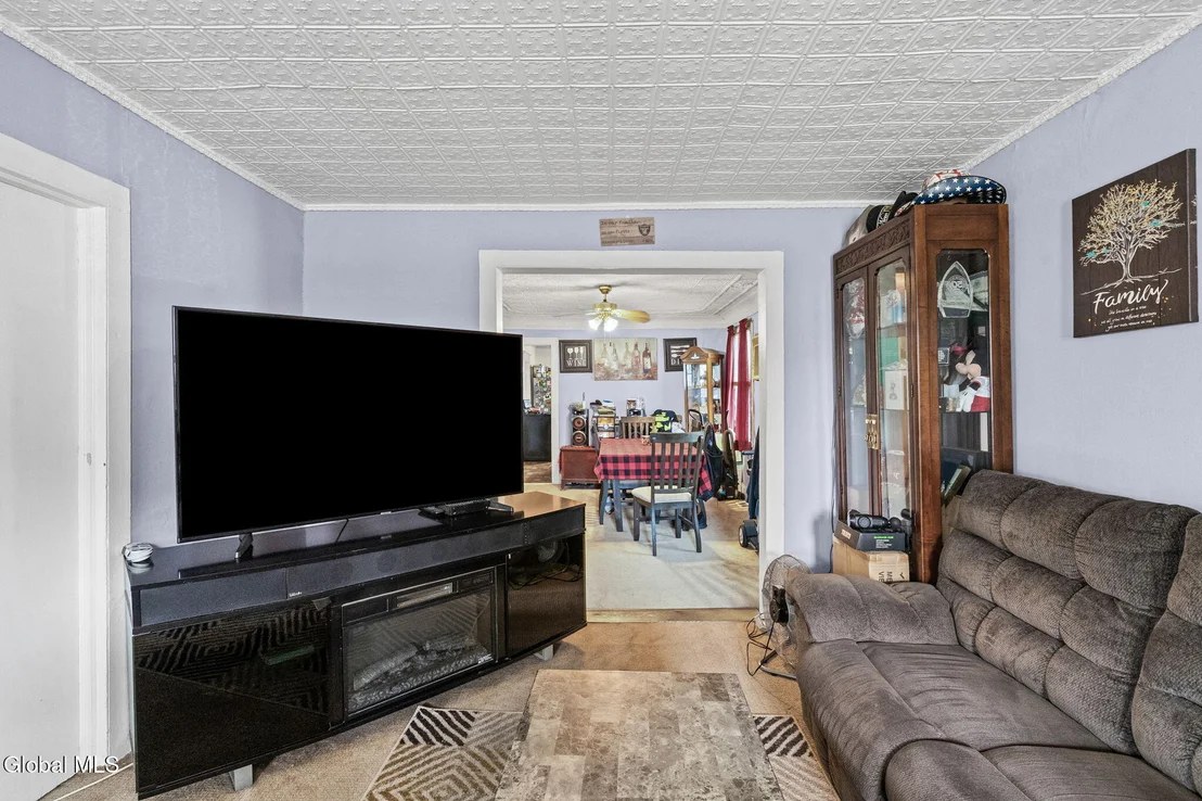 Photo of 446 7th Avenue