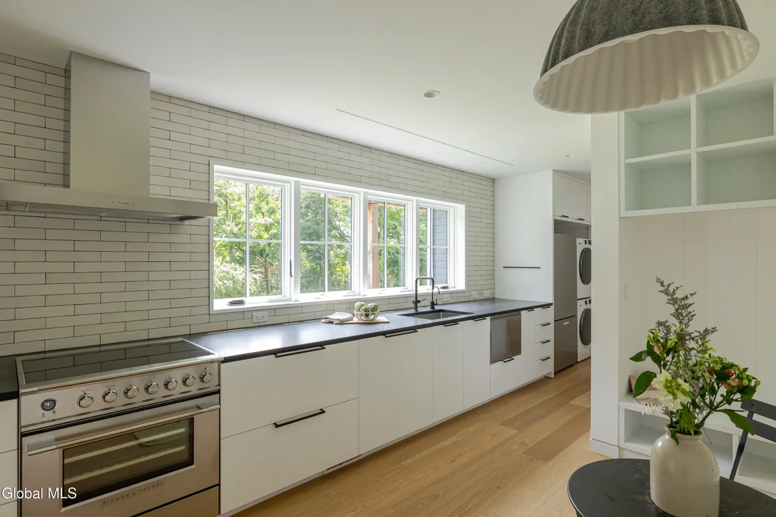 Photo of 20 Dallis Place