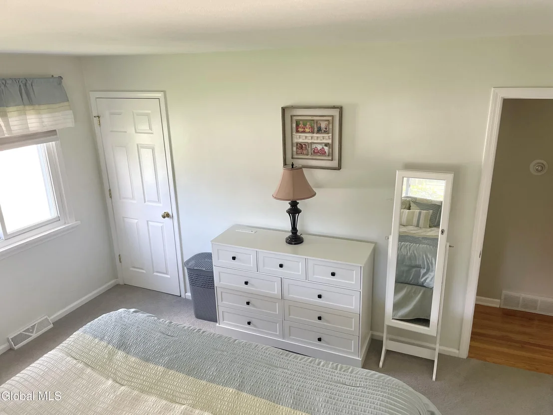 Photo of 1016 Gates Drive